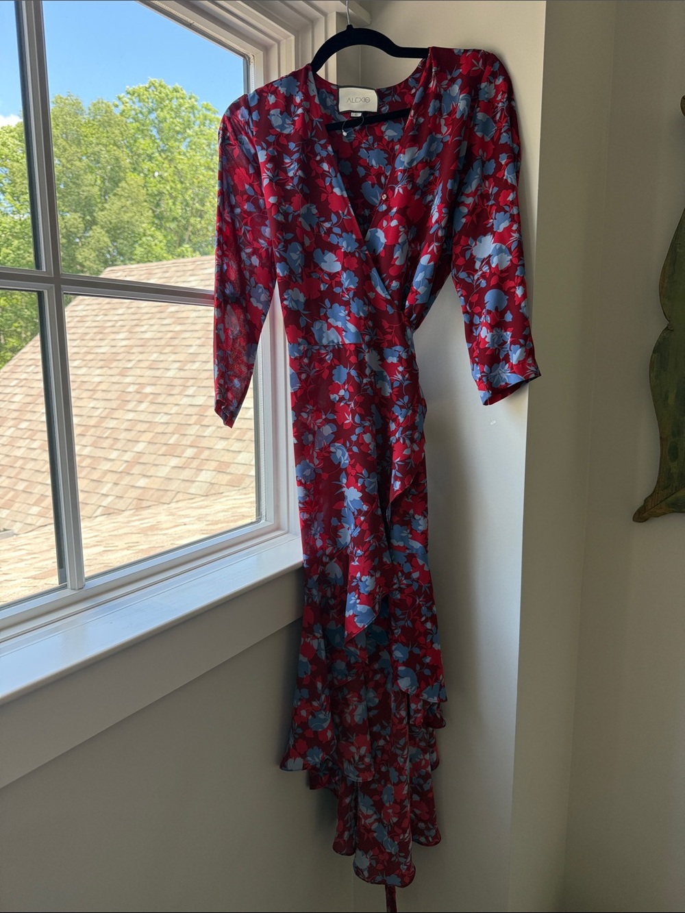 Alexis Lorna Red Floral Wrap Dress - Small - Picture 5 of 8